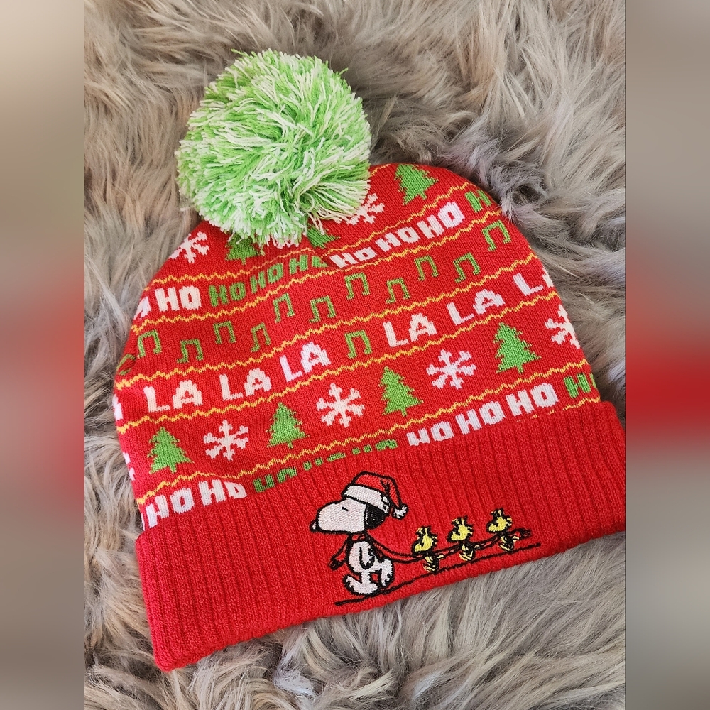 Snoopy and Woodstock red, winter hat